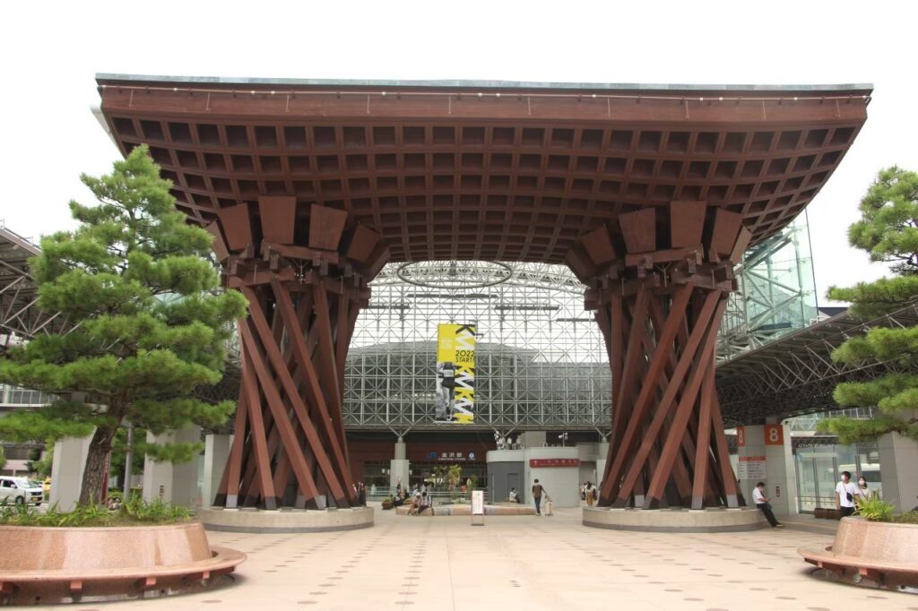 金沢駅